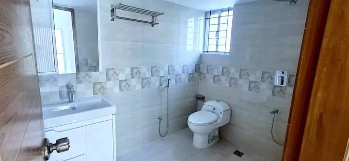 Luxury 4-Bedroom Apartment in Dakshin Banasree Block-A